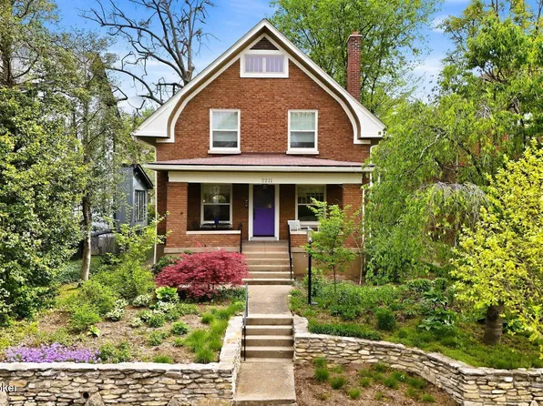 2211 Boulevard Napoleon, Louisville, KY 40205