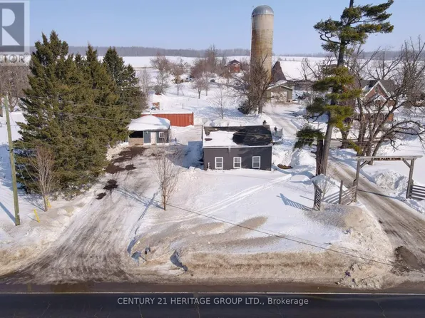 1945 Penetanguishene Rd, Oro Medonte, ON L4M 4Y8