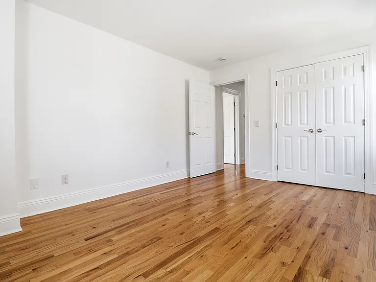519 Summit Ave — Photo 19