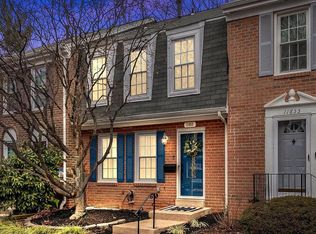 11853 Dunlop Ct, Reston, VA 20191