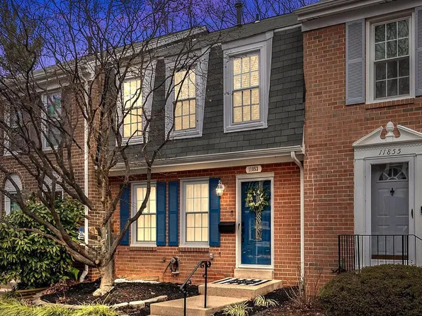 11853 Dunlop Ct, Reston, VA 20191