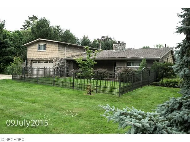 5354 Fleetwood Ave NW photo 1
