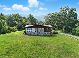 1011 Frank Thornton Rd, Dandridge, TN 37725
