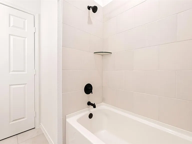 10411 Harmon Smith Dr — Photo 23