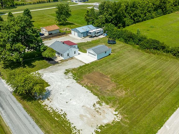2nd image of 8243 Emerick Rd