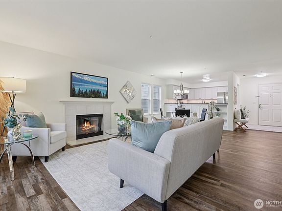 5th image of 4133 224th Lane SE #103