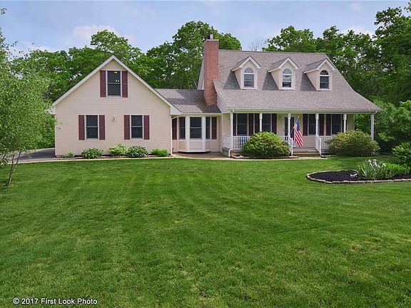 2nd image of 67 Tanglewood Dr