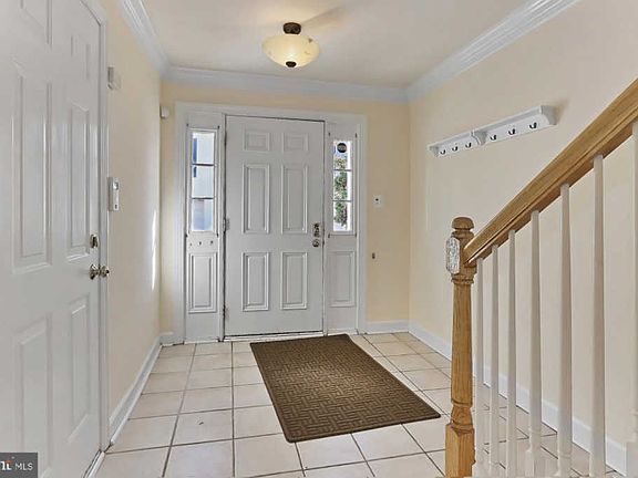 3rd image of 504 N Thomas St APT I