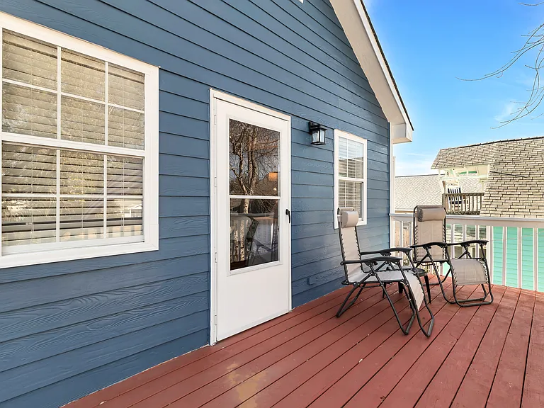 405 Cape Fear Blvd — Photo 5