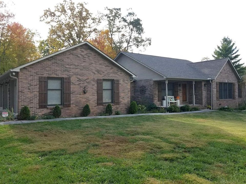 1st image of 310 Oak Glenn Cir