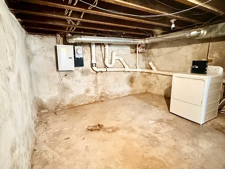 5023 Tacoma St — Photo 15