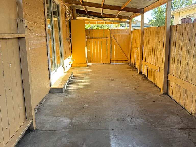 5313 Silver Dr — Photo 16