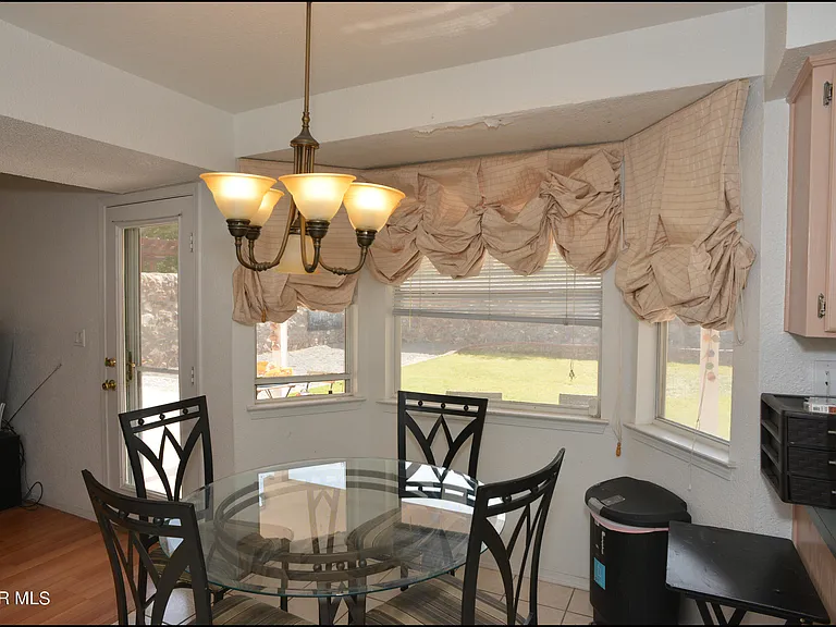 7528 Luz De Lumbre Ave — Photo 10
