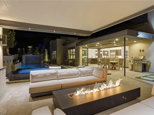 2211 Overlook Canyon Ln, Henderson, NV 89052