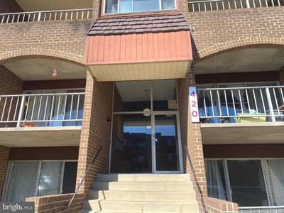 420 Girard St APT 303, Gaithersburg, MD, 20877
