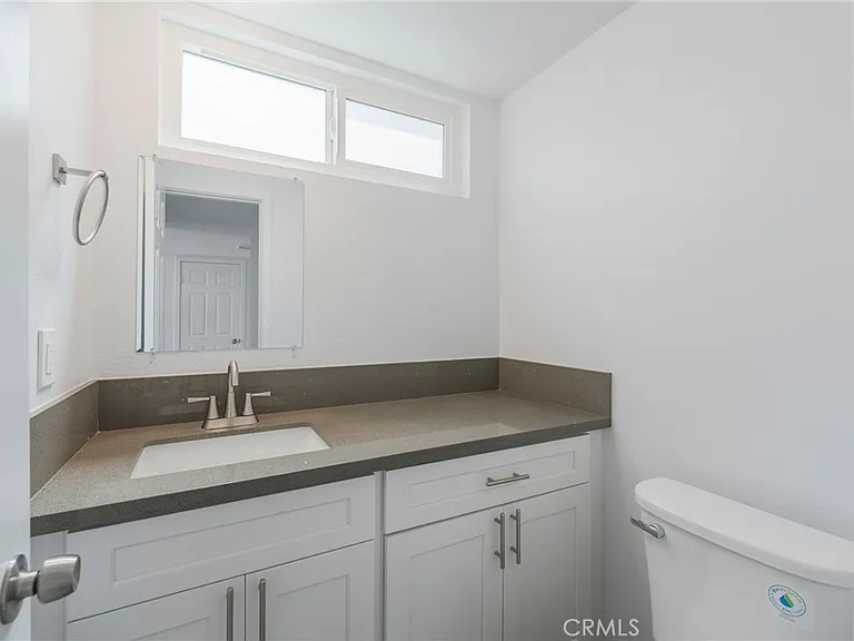 10062 Ellis Ave — Photo 12