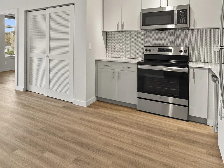 The Flats on Foothills — Photo 14