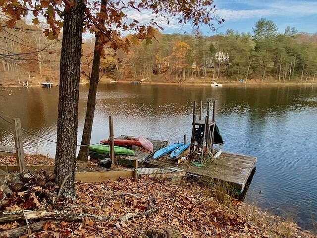 2nd image of 258 Shawnee Ln