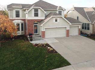 558 S 181st St, Elkhorn, NE 68022