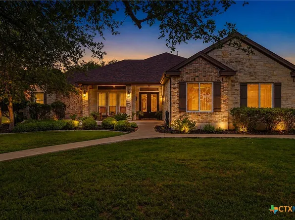 107 W Majestic Oak Ln, Georgetown, TX 78633