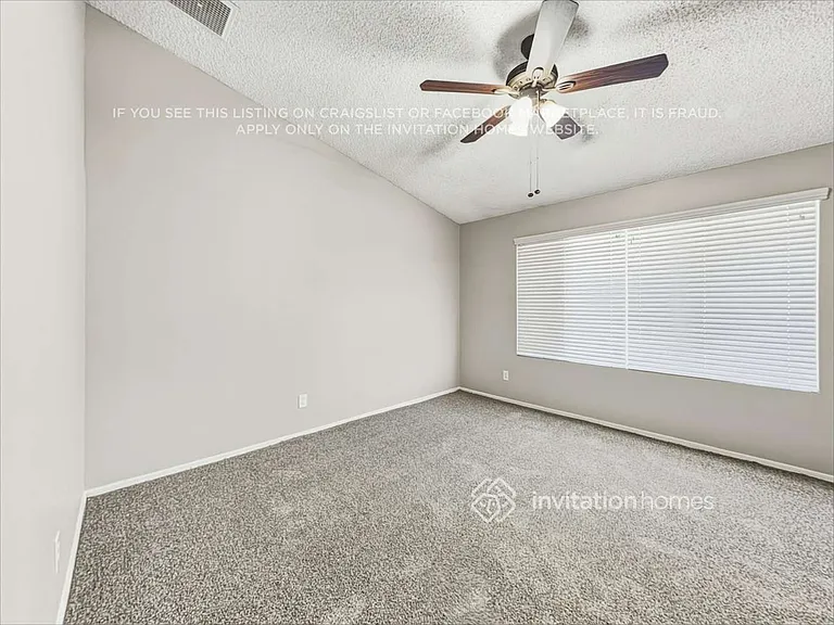 6526 N 69th Dr — Photo 14