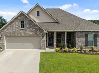 9355 Taylor Pl, Ocean Springs, MS 39564