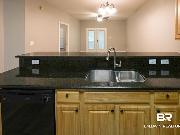 5th image of 20637 Blueberry Ln Unit 28