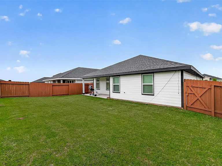 30518 White Cliff Ct — Photo 33