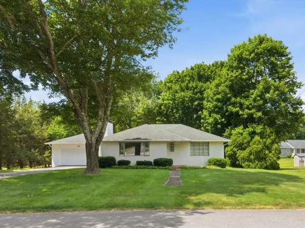 15 Wilder Ave, Westerly, RI 02891
