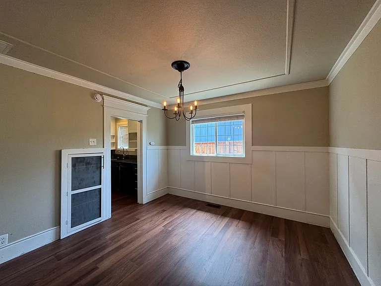 5019 N Whitman St — Photo 3