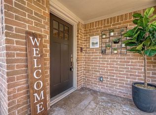 1623 Cherry Ridge Dr, Houston, TX 77077