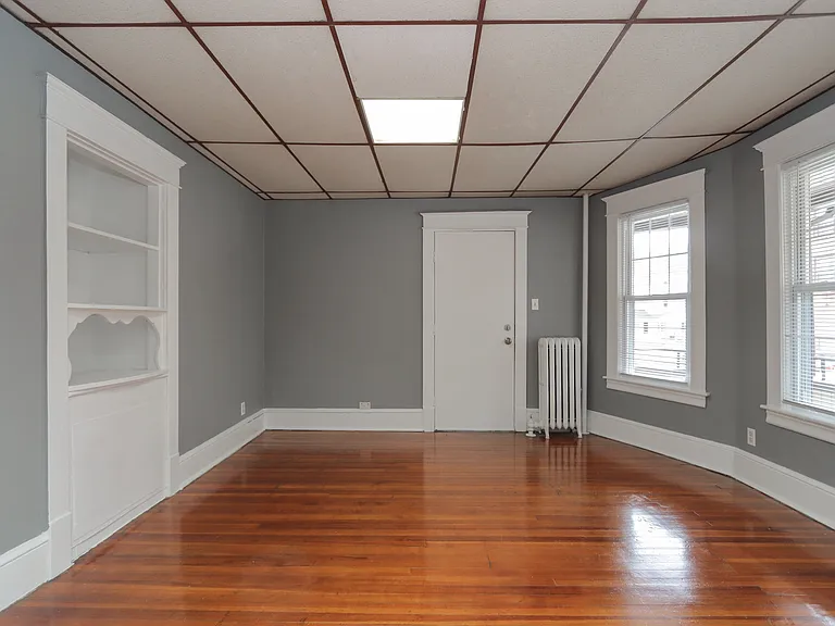8 Ivy Ave #1 — Photo 5