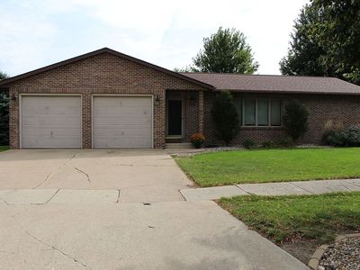 505 Providence Ave SE, Orange City, IA, 51041