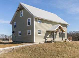 2597 52nd Street Dr, Vinton, IA 52349