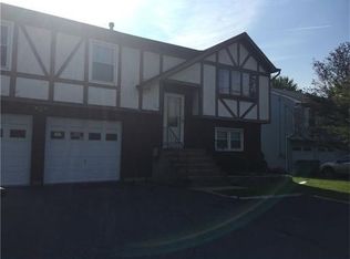 102 Main St, Edison, NJ 08837