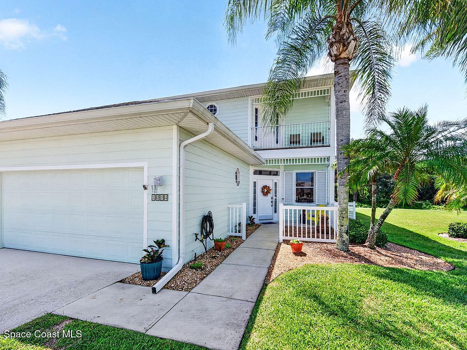 1st image of 1014 Eleuthera Dr NE