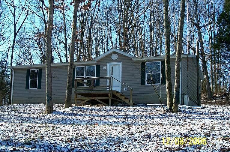 1st image of 483 Rolling Woods Dr