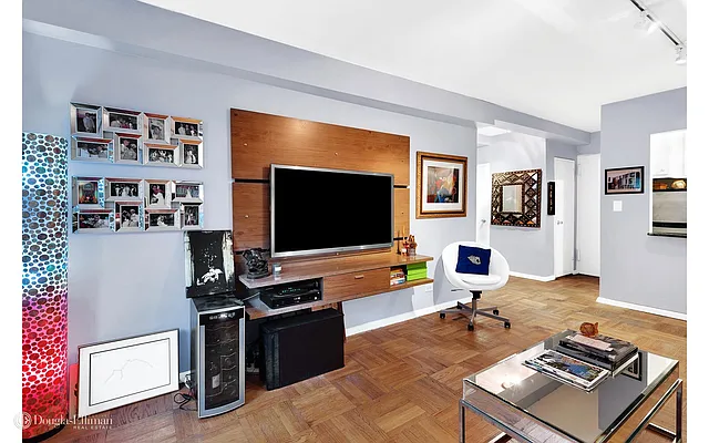 Sold by Douglas Elliman | media 3