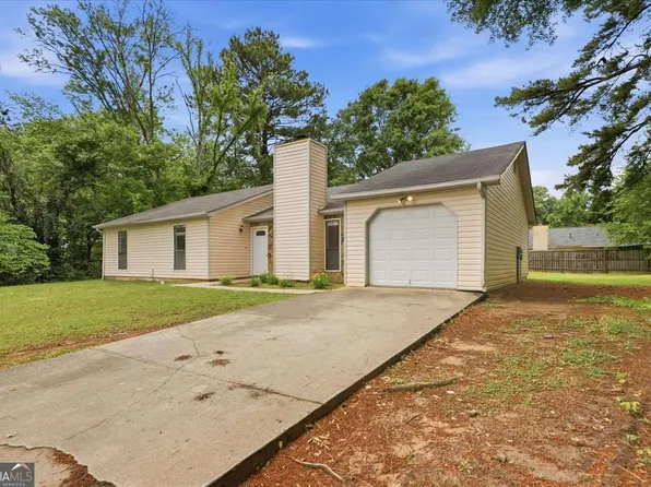 608 Crestmont Ct, Jonesboro, GA 30238