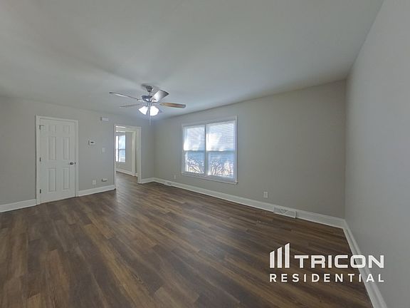 3rd image of 6210 Idlebrook Dr