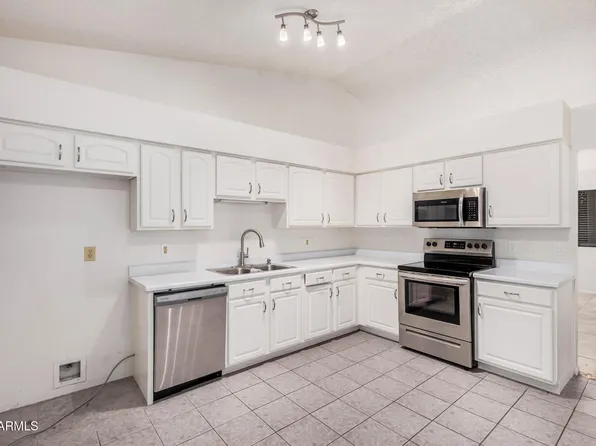 870 S PALM Lane #55, Chandler, AZ 85225