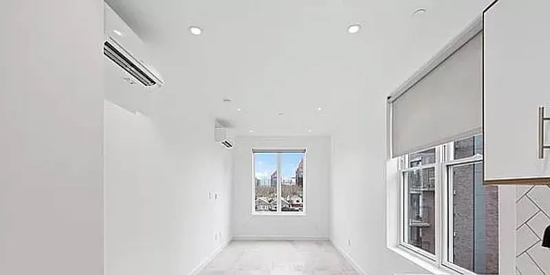 Rented by Reavis | media 1