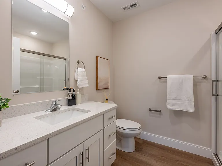 Truslow Residences — Photo 8