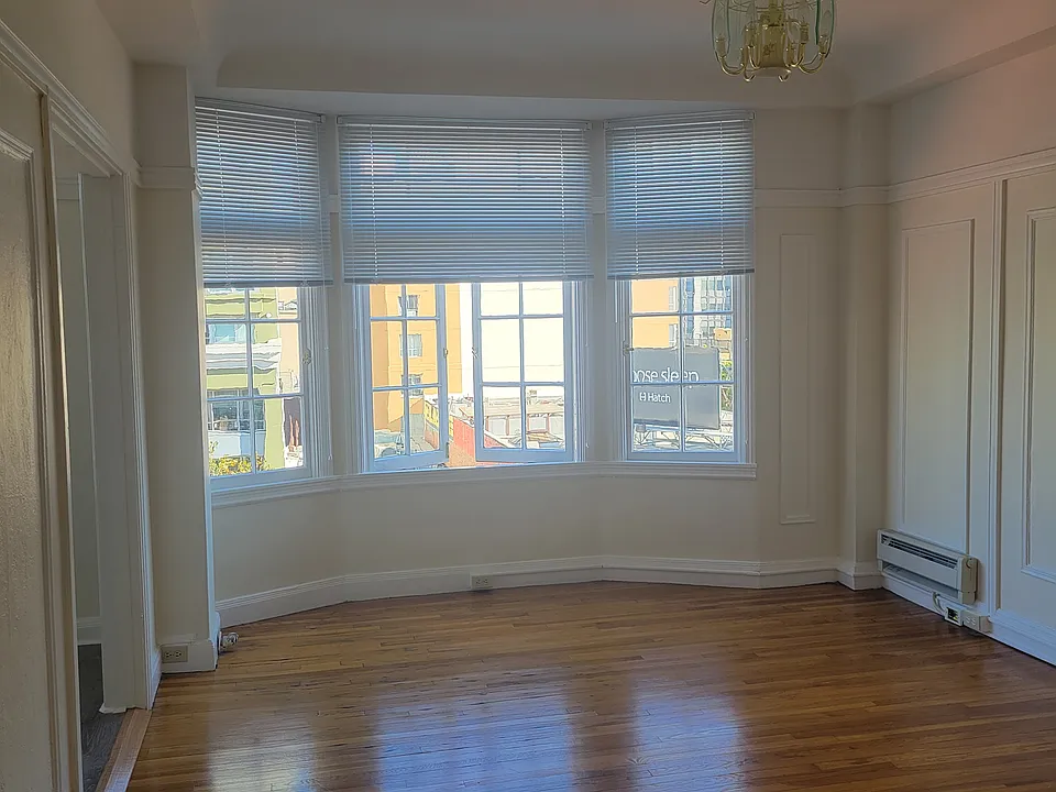 725 Van Ness Ave