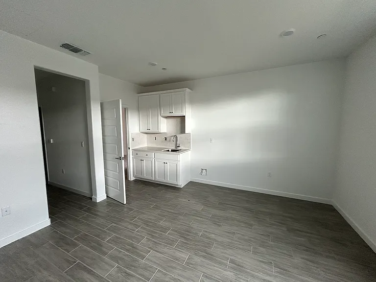 10855 Balboa Point Way — Photo 15
