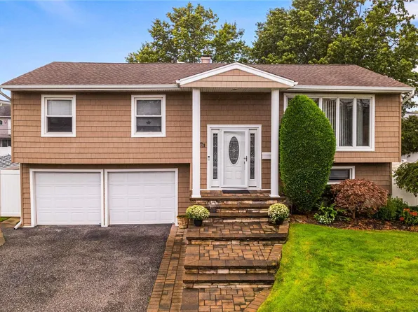 2938 Beach Drive, Merrick, NY 11566