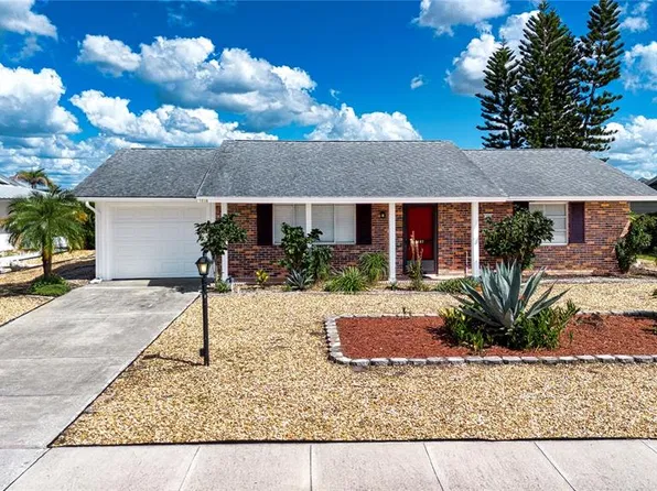 1507 N LAKE DRIVE, SUN CITY CENTER, FL 33573