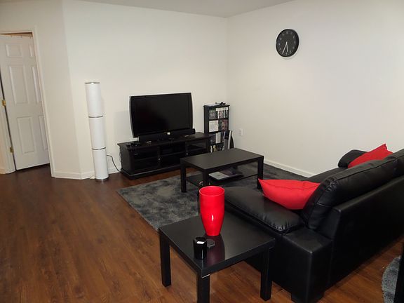 2nd image of 21365 Lookout Dr