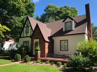 201 S Hamilton St, Eureka, IL
