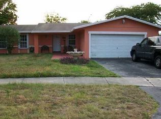 13611 SW 74th St, Miami, FL 33183